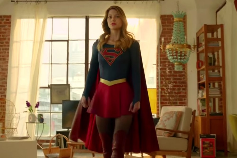 Supergirl tv costumer