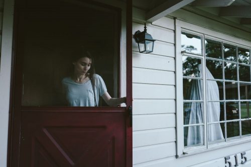 Rooney Mara and Casey Affleck in A Ghost Story
